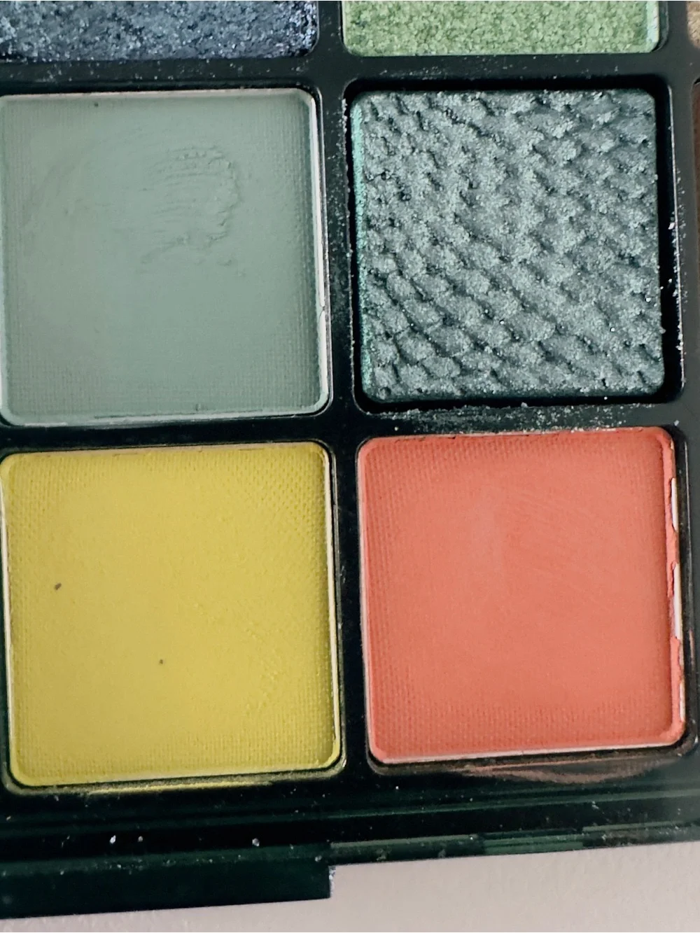 Huda Beauty Wild Obsessions Eyeshadow Palette - Python